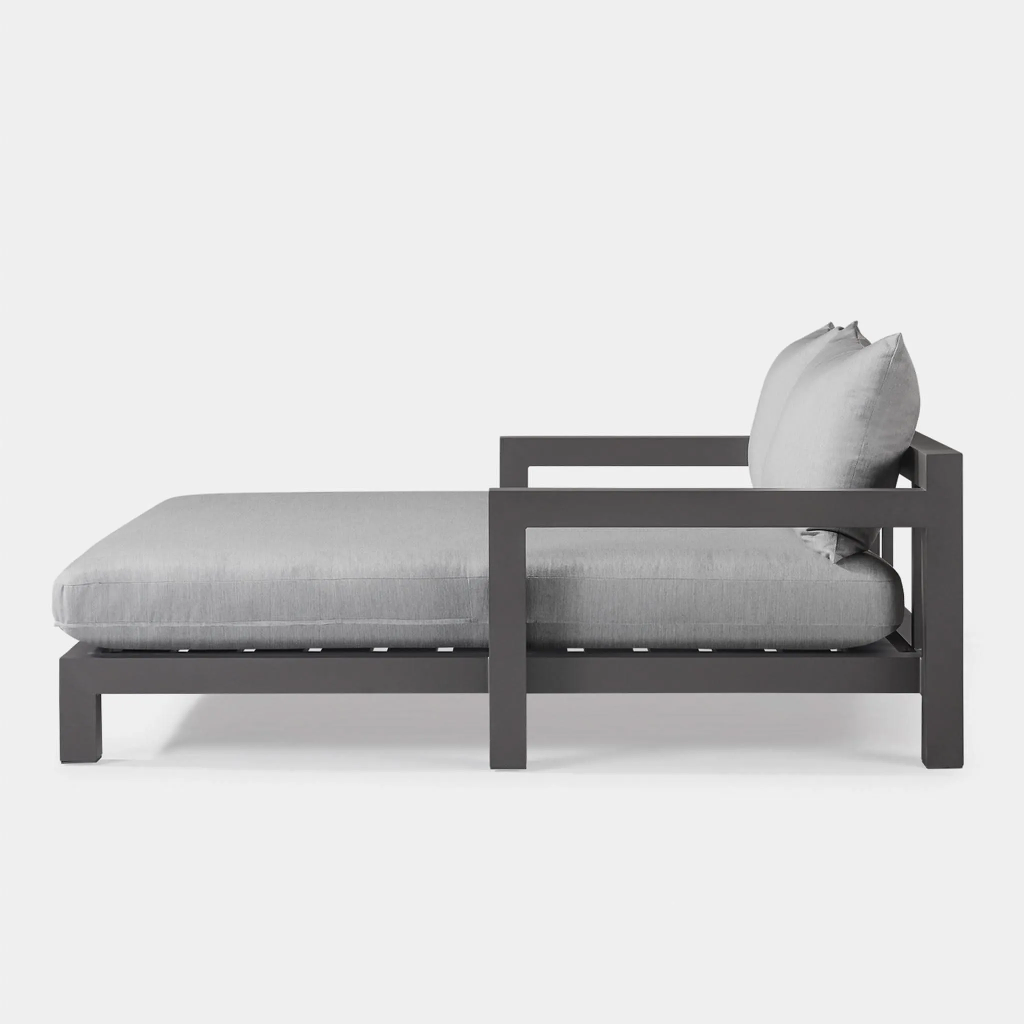 Pacific Aluminum Daybed